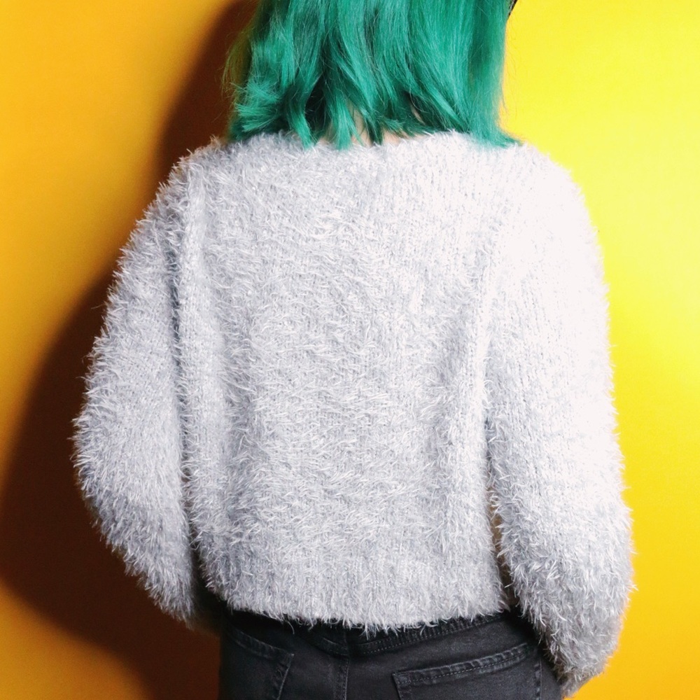 Cropped Fuzzy Sweater - Picture 4 of 4